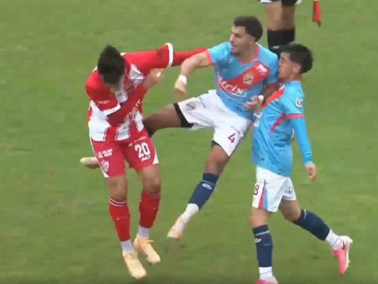 Arsenal sufre duras sanciones tras la batalla campal ante Talleres (RDE) :: Olé