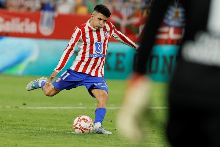 Thiago Almada en Atlético de Madrid. EFE/José Manuel Vidal