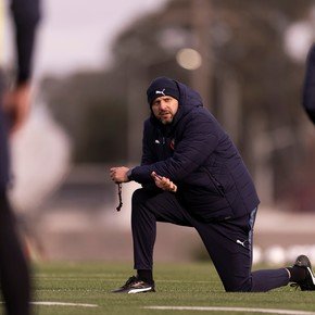 Arrancó la era Viera: primer día con ausencias y el "sigo contando con Lomónaco y Ávalos" 