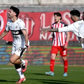 Platense se lo dio vuelta a Barracas y ganó un partido clave