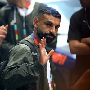 Fuera de la elite del fútbol europeo: el curioso club que anunció a Salah como refuerzo