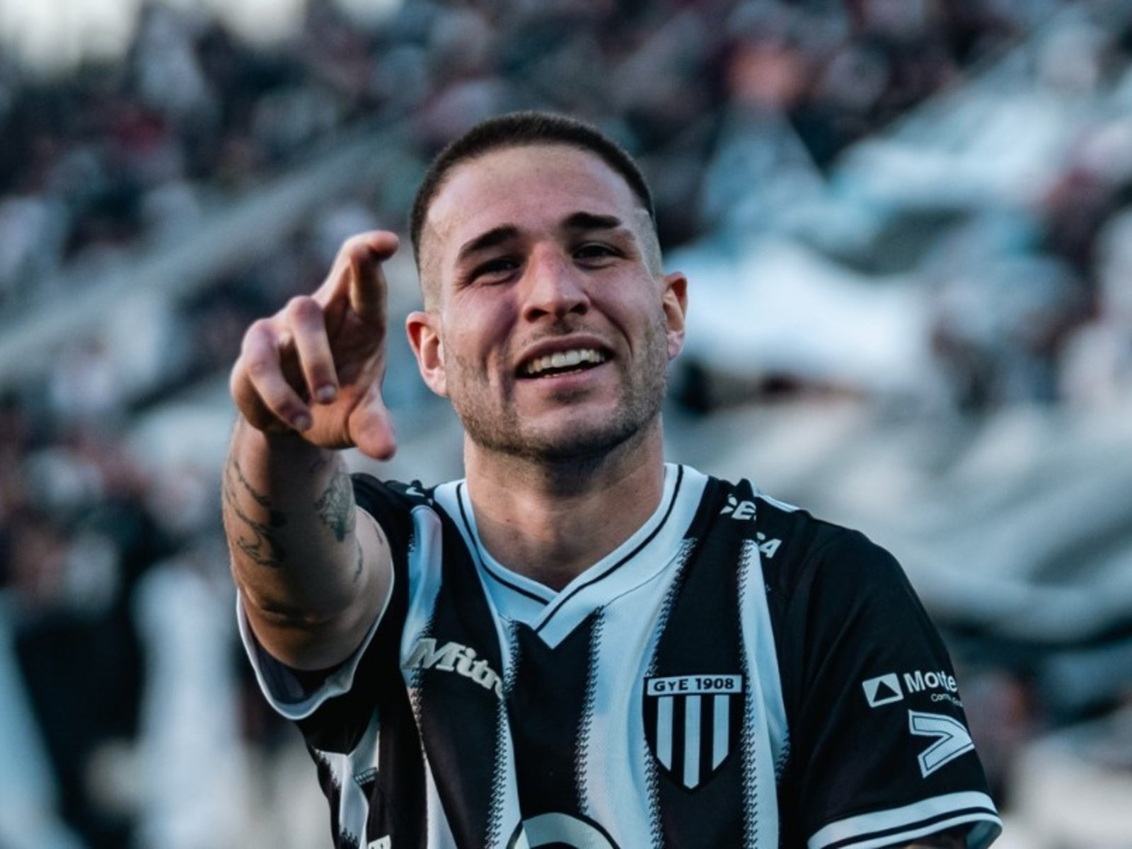 De festejo en festejo: ¿quién es el delantero italiano que es goleador del Torneo Clausura? :: Olé