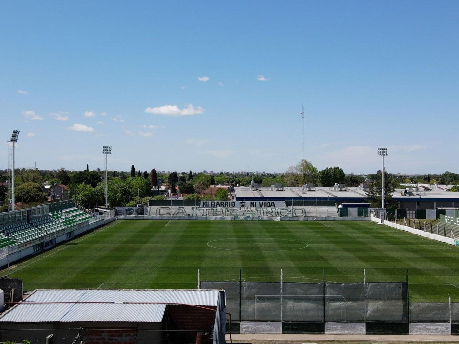 El clásico de la Primera B que se jugará con visitantes :: Olé