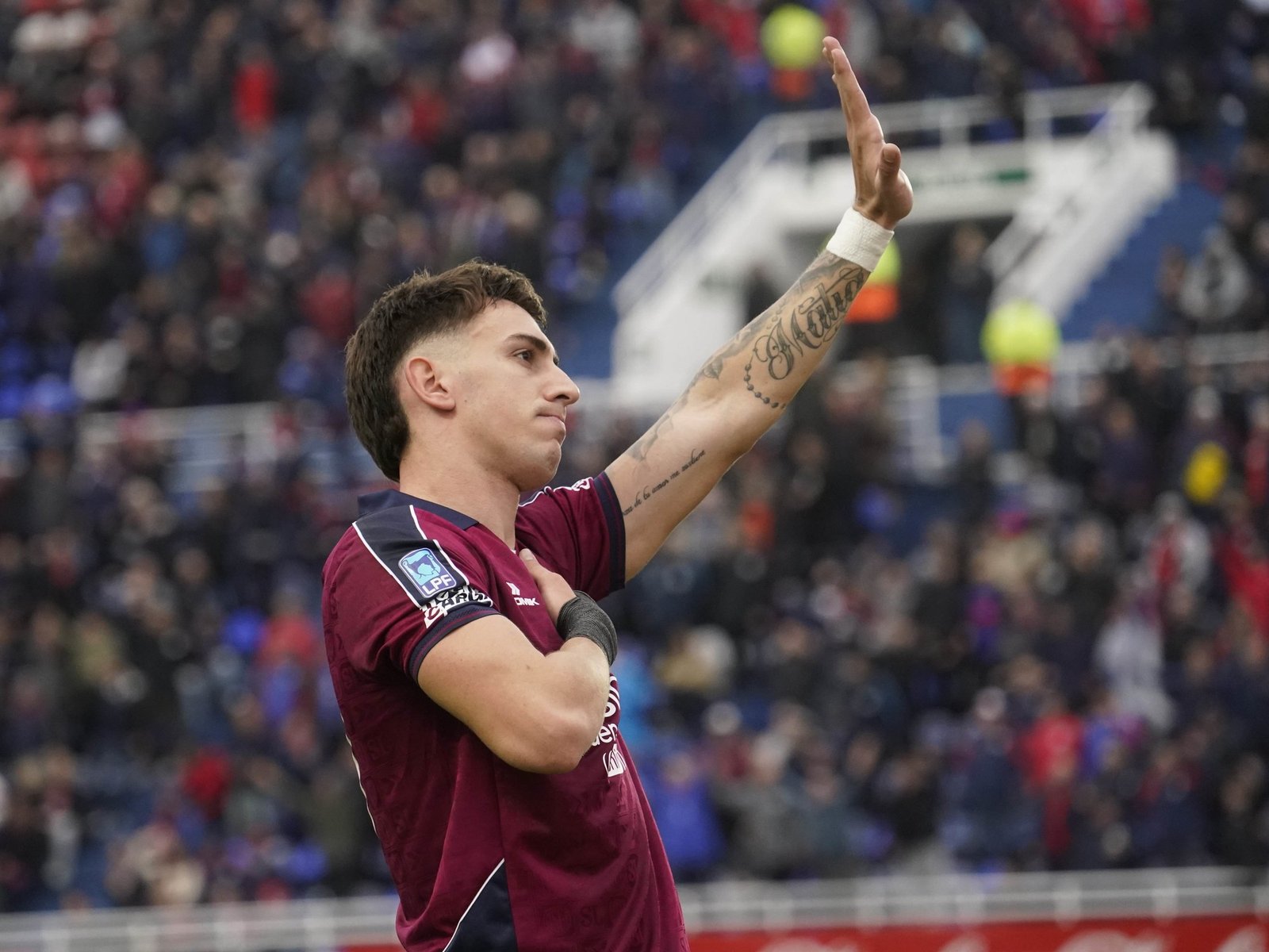 El palito de Rodrigo Auzmendi contra el arbitraje tras la victoria de San Lorenzo :: Olé