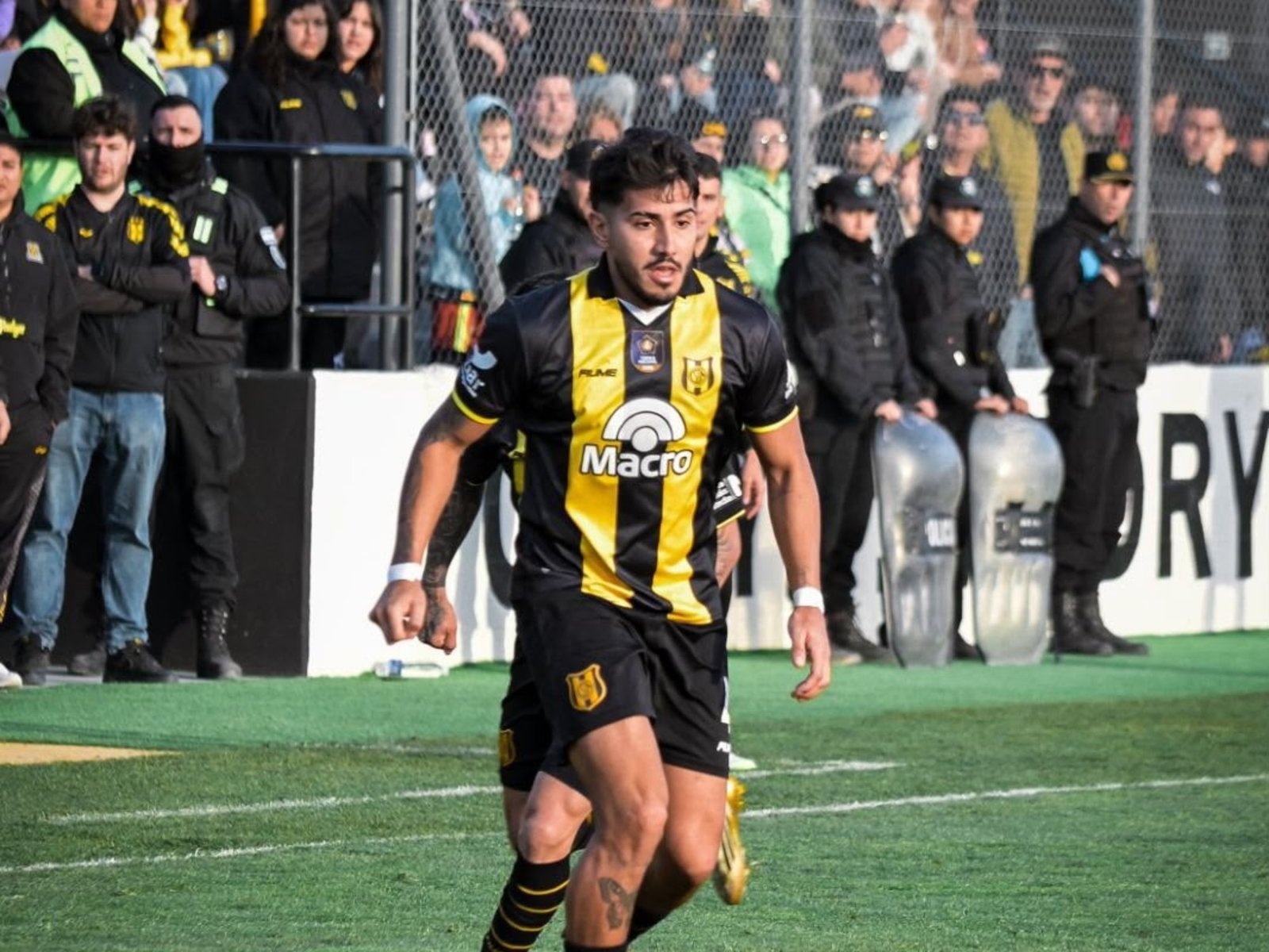 Julián Cosi y el sueño de Primera: "Quiero ascender con Deportivo Madryn" :: Olé