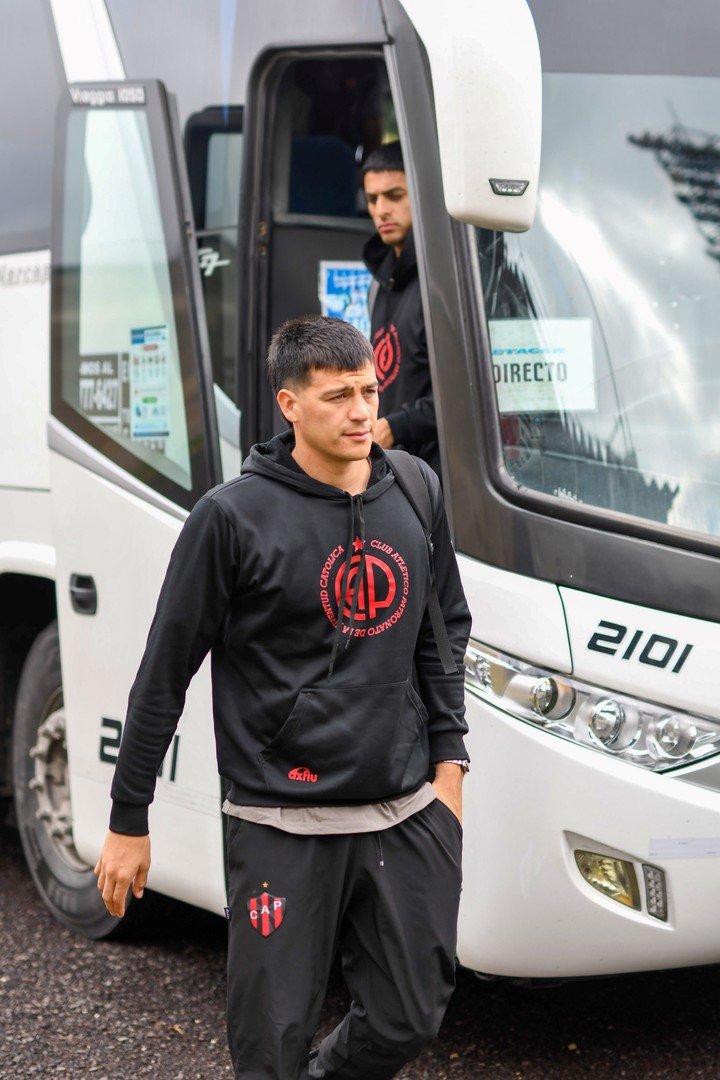 Los jugadores de Patronato, en plena disputa por la permanencia.
