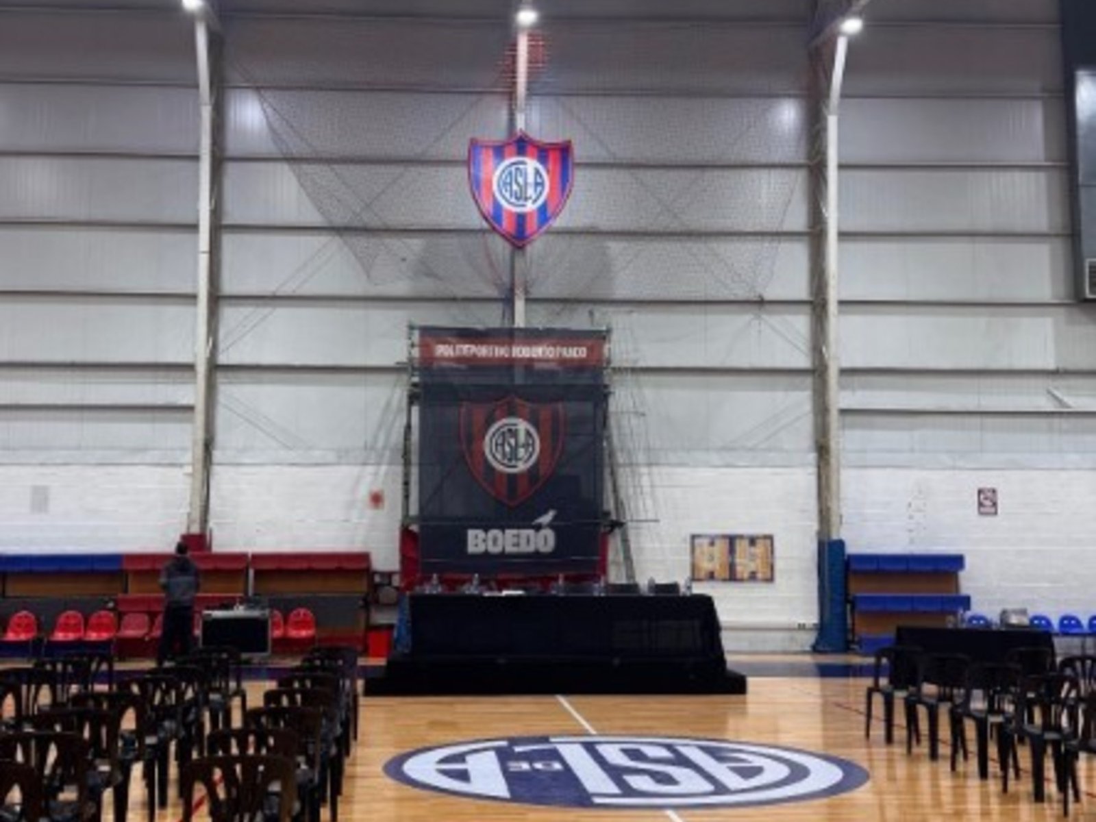 La Asamblea que trataría la expulsión de Moretti quedó inconclusa :: Olé