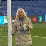 La misteriosa mujer que regó en agua bendita los arcos del Gigante de Arroyito en la previa ante Corinthians