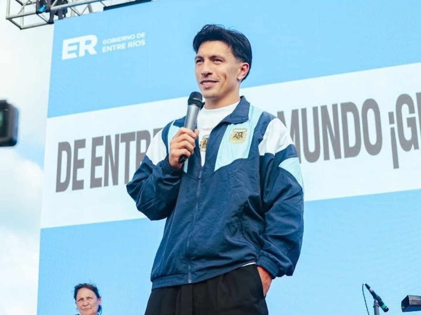 Lisandro Martínez fijó su postura sobre la Ley de Tierras previo a la suspensión del proyecto: “¡No se venden!”