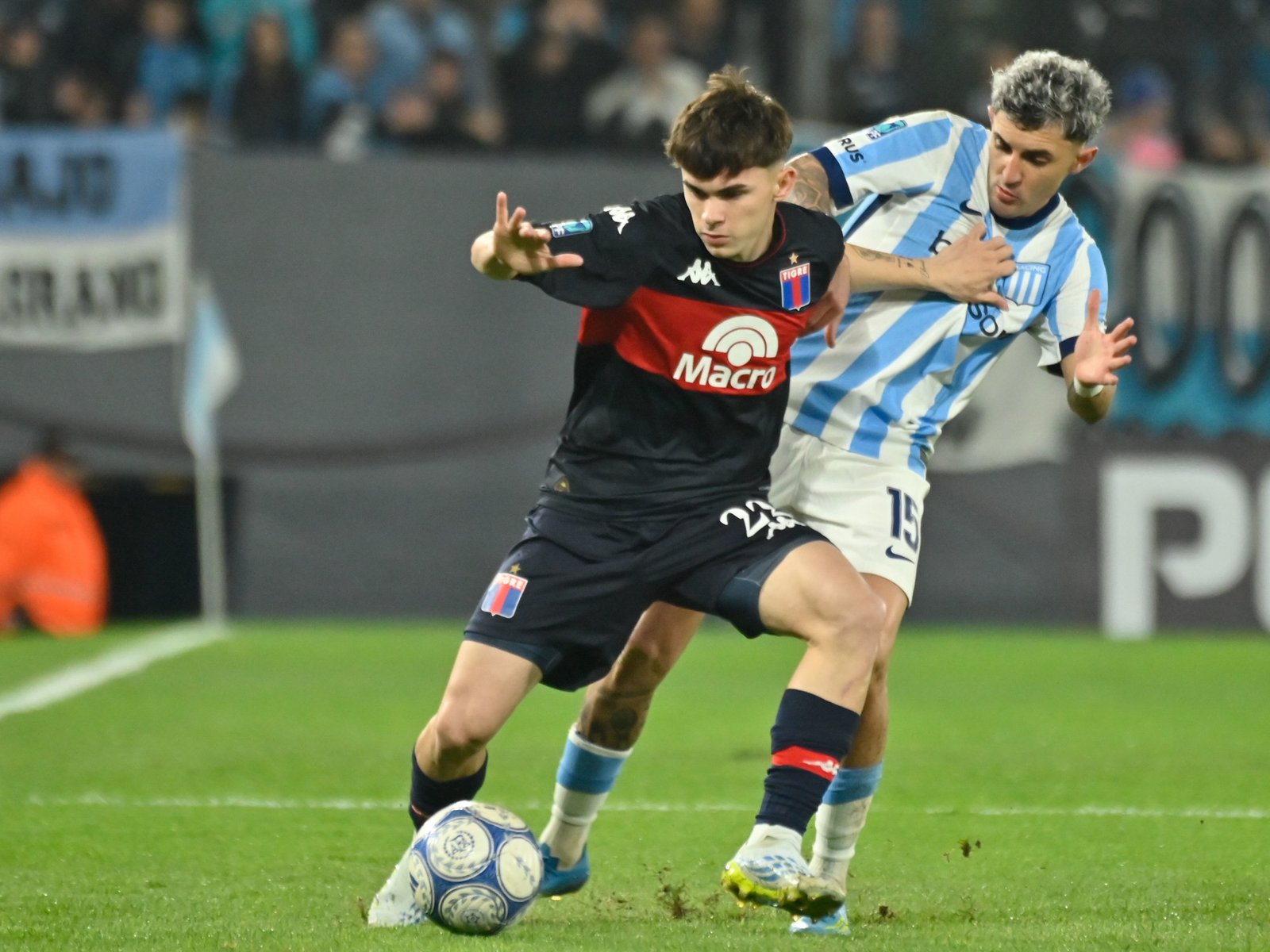Los mejores videos del Racing-Tigre: un golazo del Pity Martínez y el error de Cambeses en el segundo :: Olé