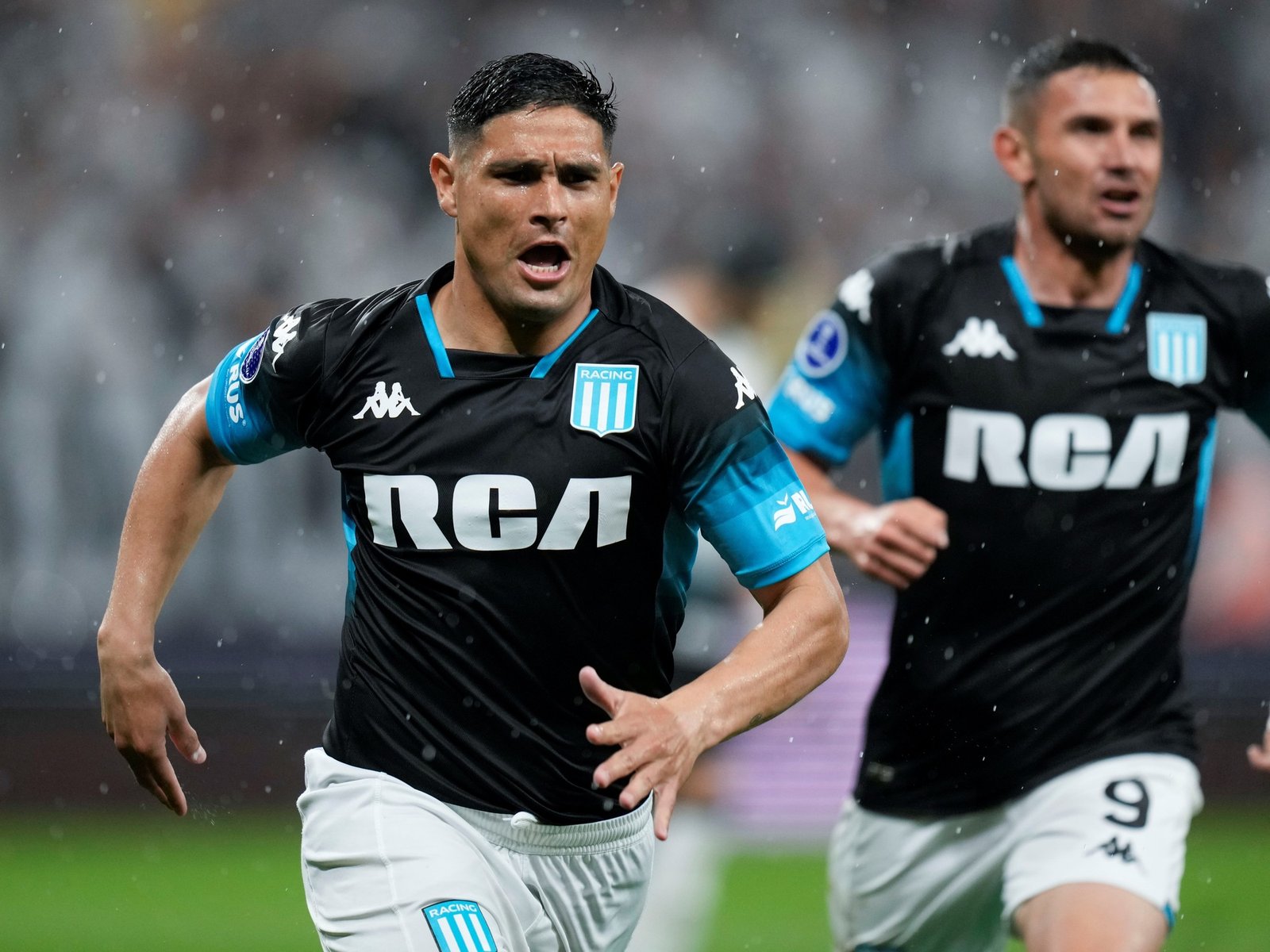 Maximiliano Salas, la ausencia que Racing todavía no pudo reemplazar y que Maravilla Martínez extraña más que nadie
