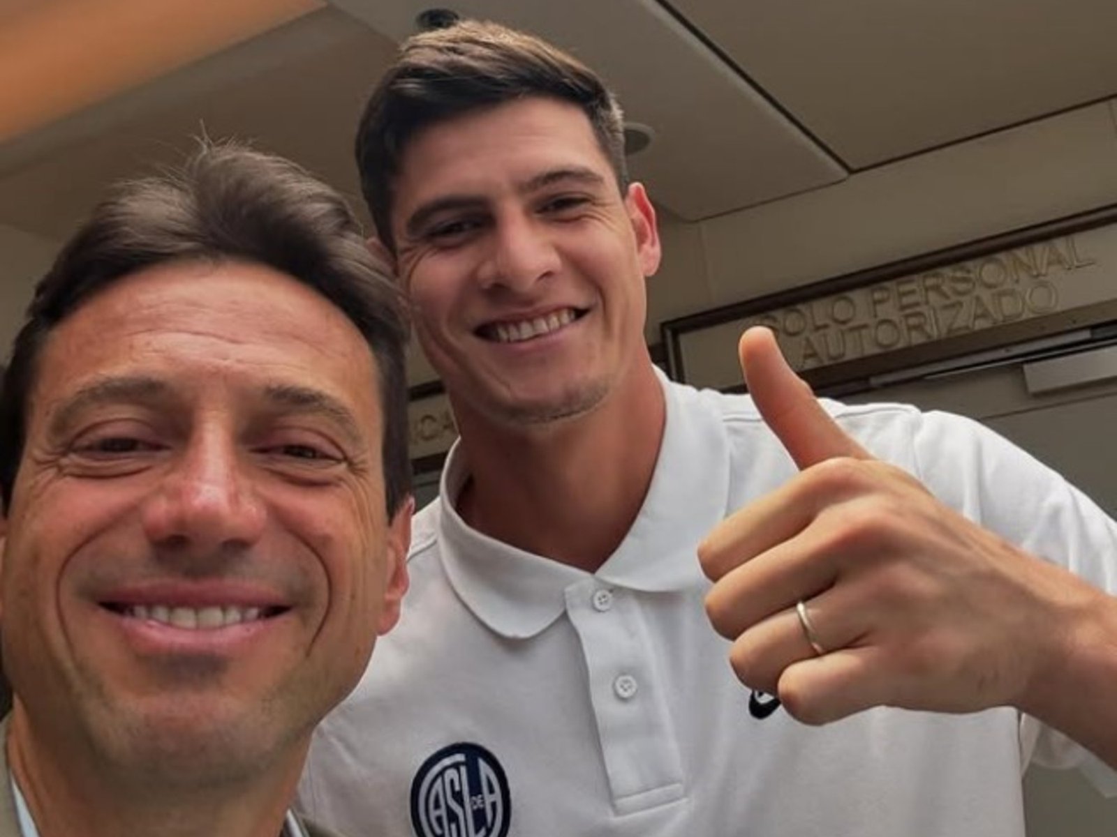 Moretti se tiró flores por la venta de Gill: "Lo trajimos de la B de Paraguay" y la ironía con "otro negociado que vino para la Reserva" :: Olé