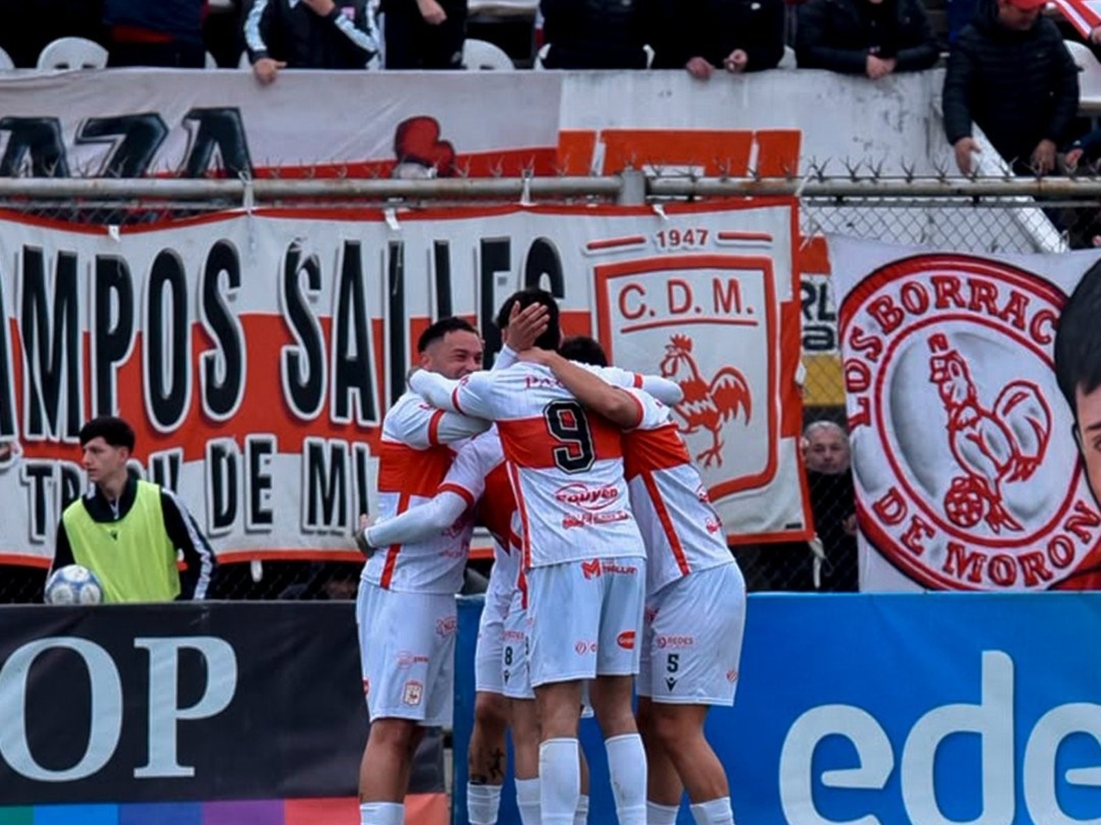 Morón ganó y sigue al acecho de Ferro :: Olé