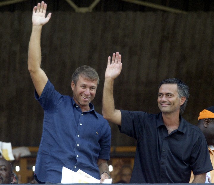 Mourinho con el magnate ruso, Roman Abramovich.
