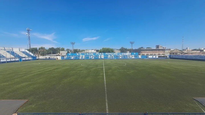 La cancha de Midland, 100% sintética. (Prensa Midland)