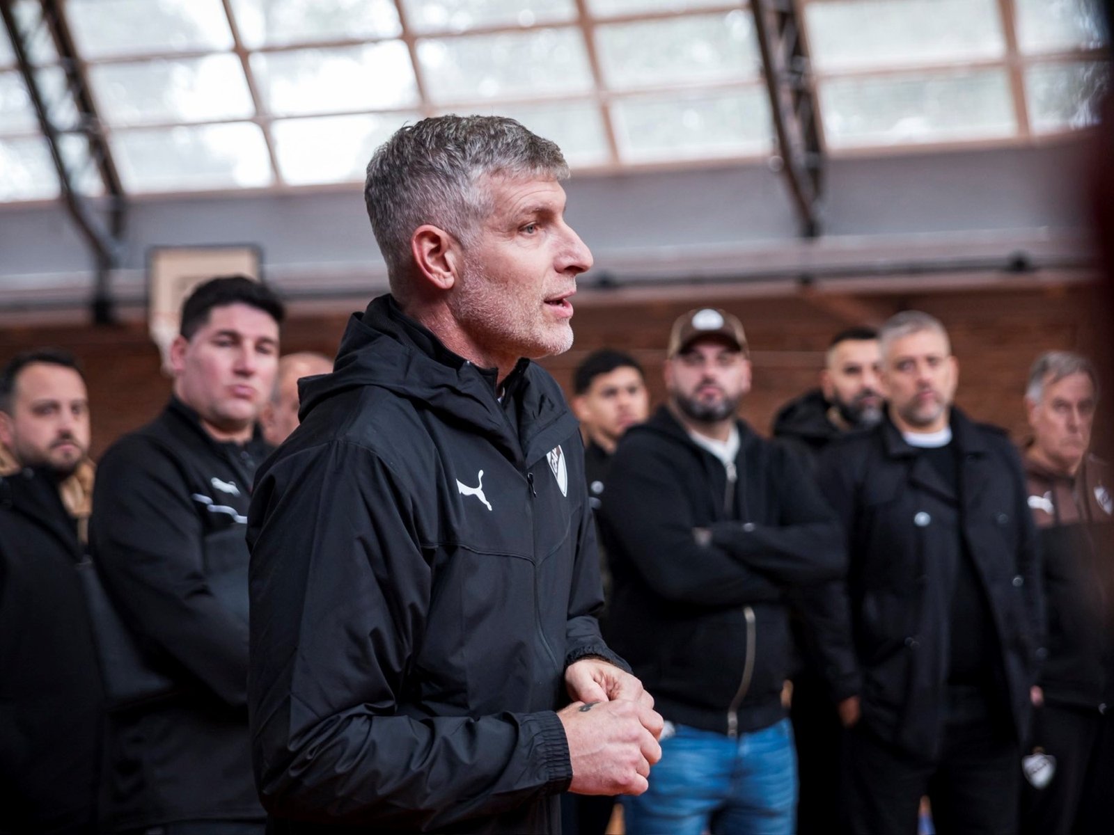 Palermo, en su presentación como DT de Platense: "No me gusta ver a los hinchas como pasó el otro día" :: Olé