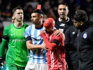 Qué sanción recibió Maravilla Martínez del Tribunal de Disciplina de AFA por el codazo frente a Argentinos ¿juega ante Boca?