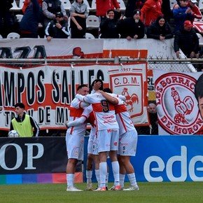 Morón ganó y sigue al acecho de Ferro