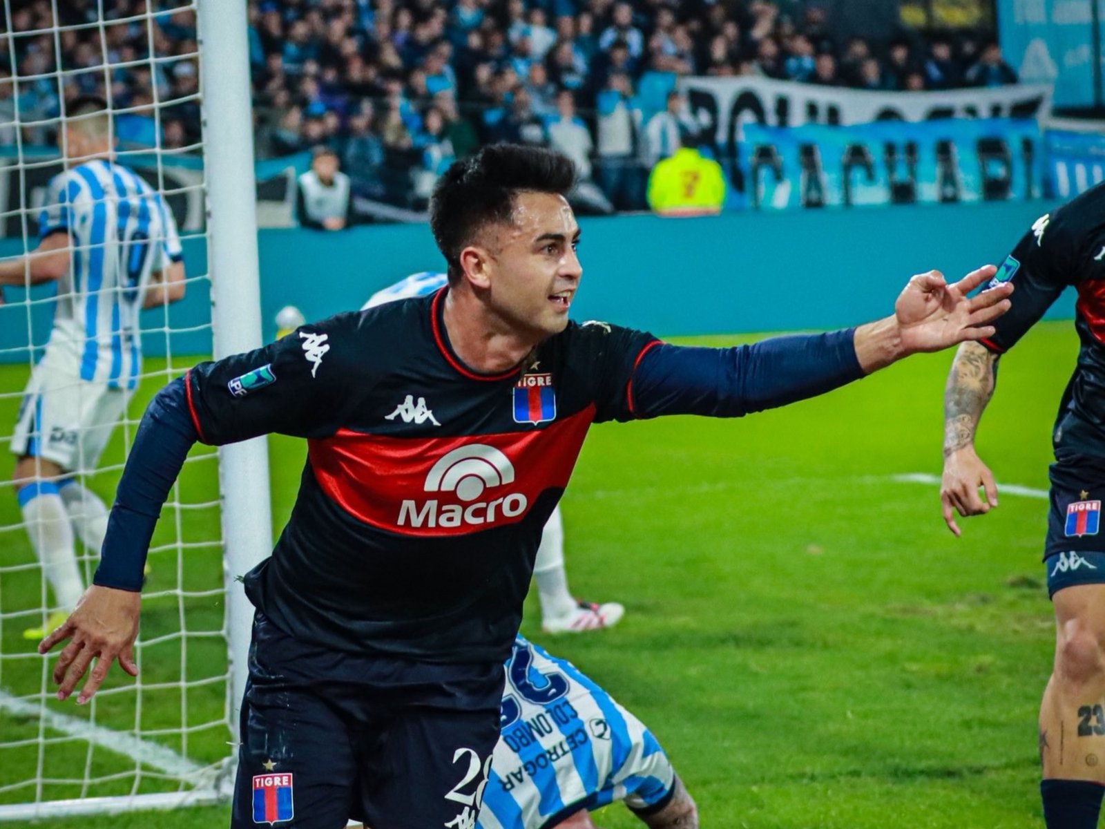 Video: el Pity Martínez repitió su gol ante Racing :: Olé