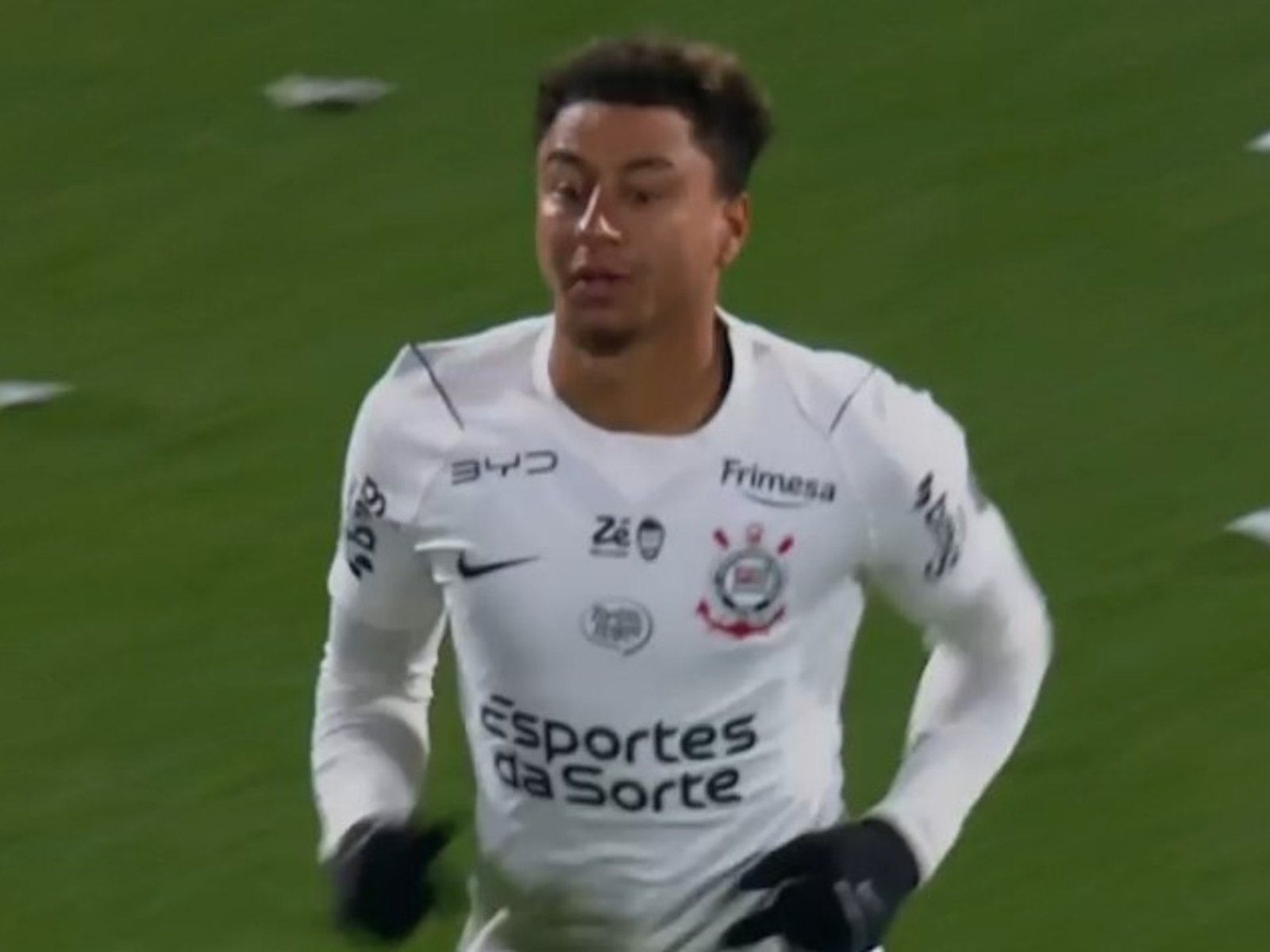 Video: la insólita "bienvenida" que le dieron los hinchas de Rosario Central a Jesse Lingard :: Olé
