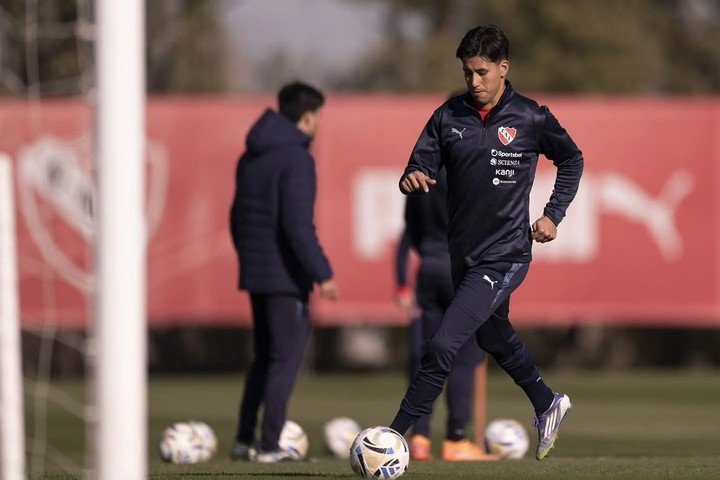 Maxi Meza, en el Rojo (Prensa Independiente). 