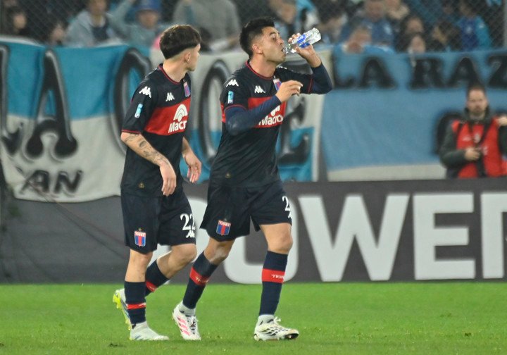 El Pity, figura ante Racing. 