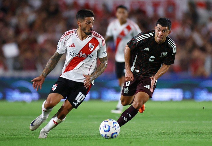 Manu Lanzini en River. REUTERS.