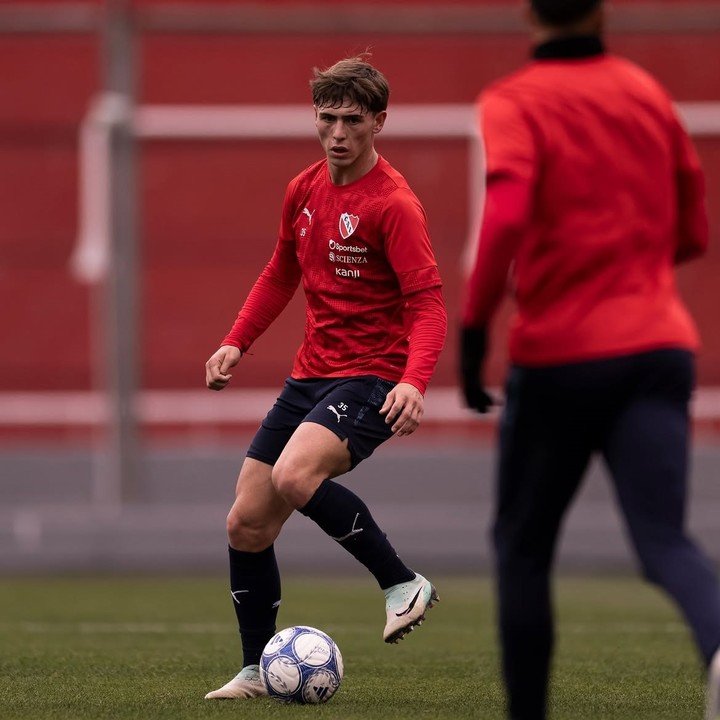 Juan Miguel Arrayago, uno de los juveniles que el técnico sigue de cerca. (Foto: Prensa Independiente)