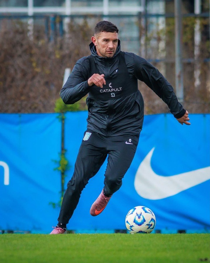 Maravilla jugó seis veces ante Belgrano y le metió cinco goles. Prensa Racing