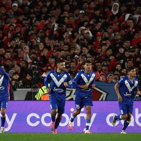 Manuel Lanzini marcó un gol ante River y le pidió disculpas a los hinchas