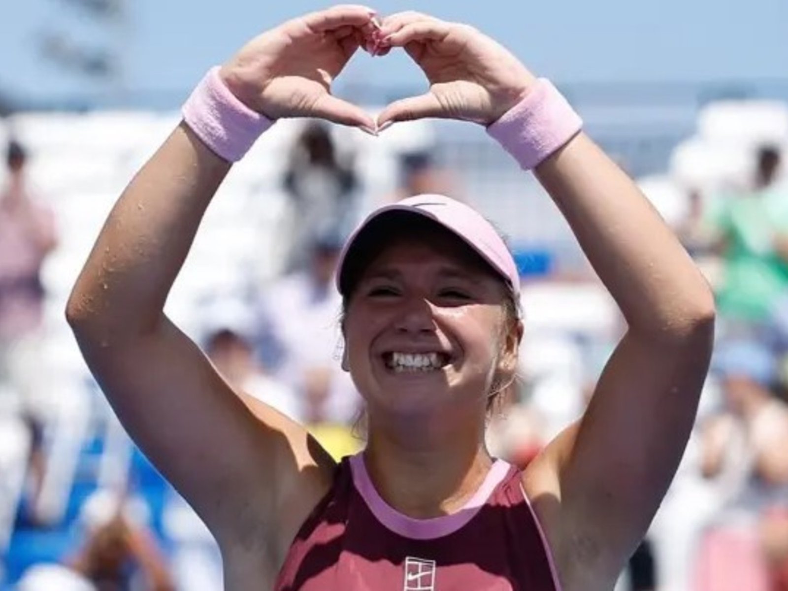 ganó su primer torneo WTA en su debut y conquistó Memphis desde la qualy