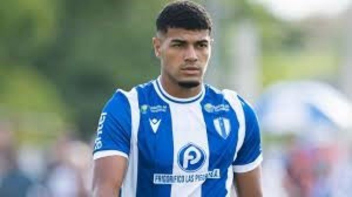 El 50% del jugador le pertenece a Juventud de Las Piedras.