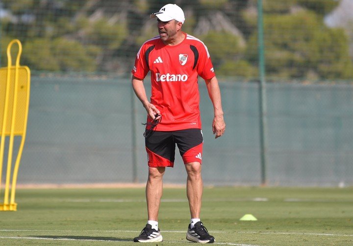 Coudet en acción en el entrenamiento. Prensa River.