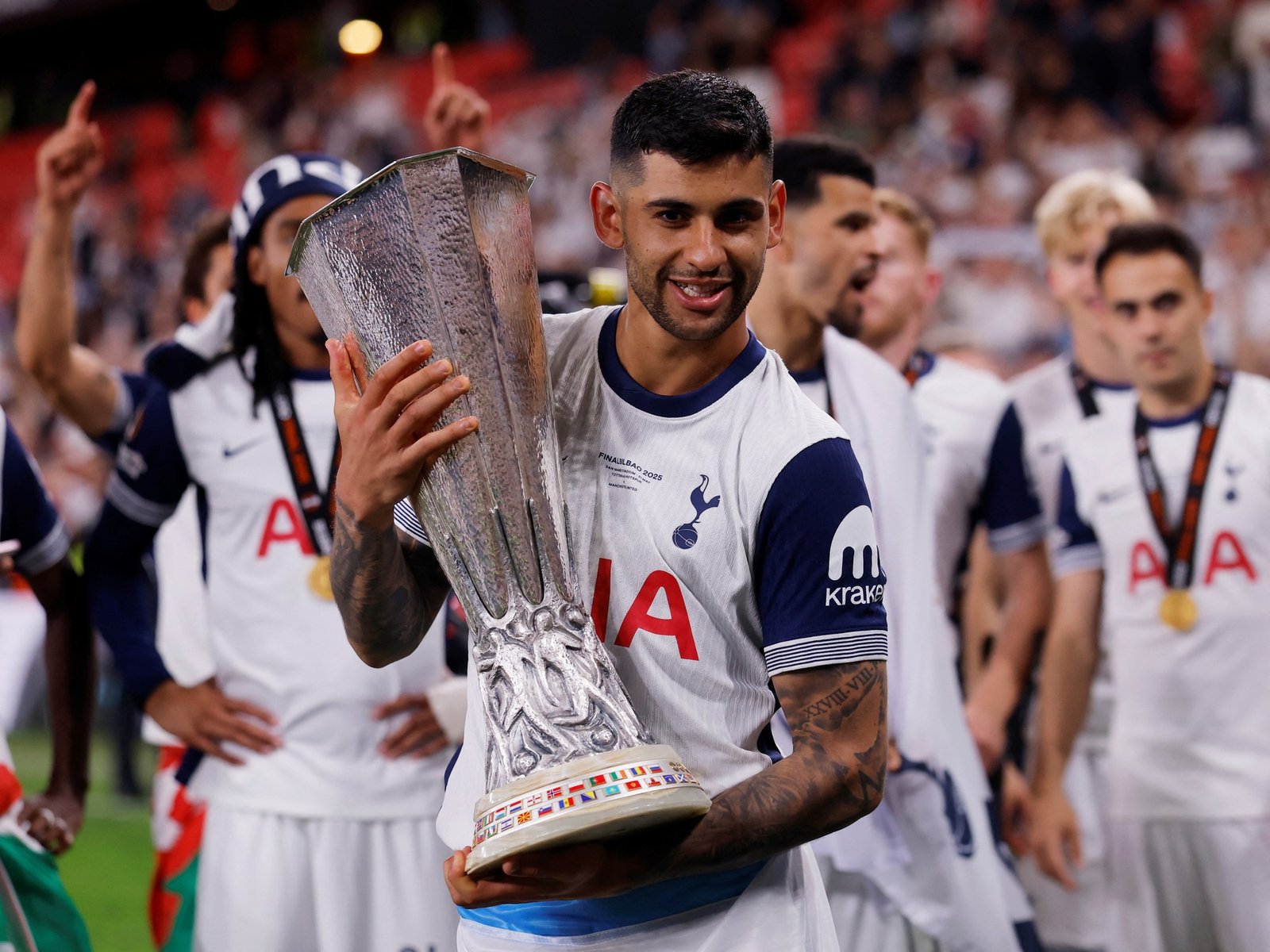 la fuerte confesión del Cuti Romero en su despedida de Tottenham