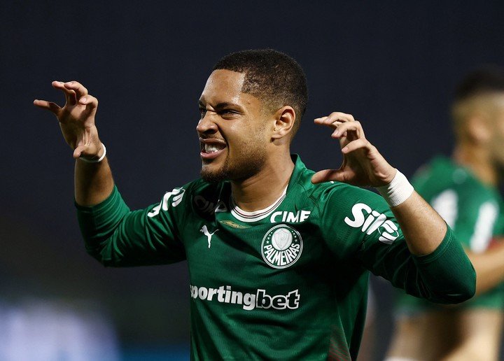 Palmeiras puso una millonada por Vitor Roque (REUTERS/Jean Carniel).