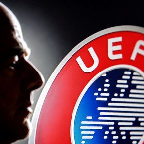UEFA amenaza con demandar a FIFA tras le fallido plan de Infantino de vender el Mundial