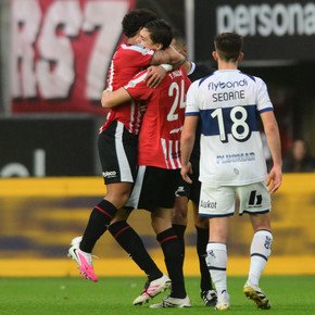 Videos: los cuatro goles de Estudiantes a Gimnasia y lo mejor del clásico