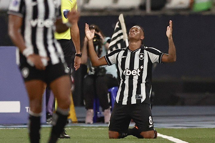 Botafogo puso 23 millones por Danilo (EFE/ André Coelho).