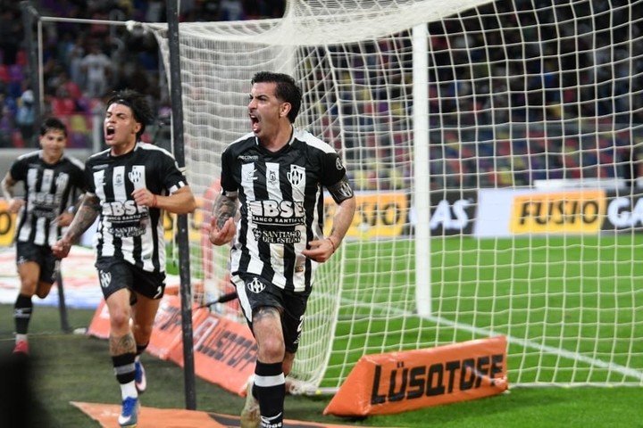 Central Córdoba venció a San Lorenzo.