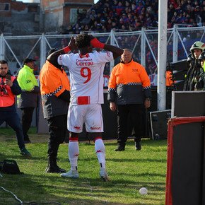 Caicedo: golazo y Topo Gigio que desató la calentura de todo San Lorenzo