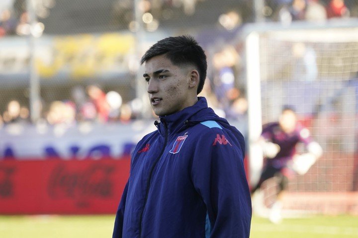 Subiabre, vs. River (Fernando de la Orden). 