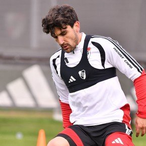 Alta médica para Arambarri en River: Acuña y Driussi siguen en recuperación