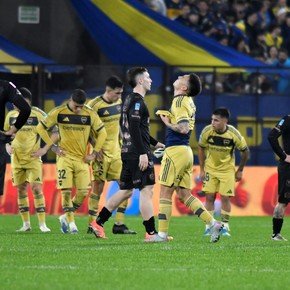 Como Blanco a Martínez Quarta: la otra jugada polémica que Baliño dejó pasar en Platense - Boca