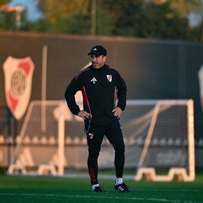 La inminente decisión copera que debe tomar Coudet, que incluye a Thiago Almada