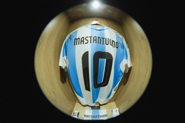 La 10 para Mastantuono Selección Argentina. Foto: @Argentina en X