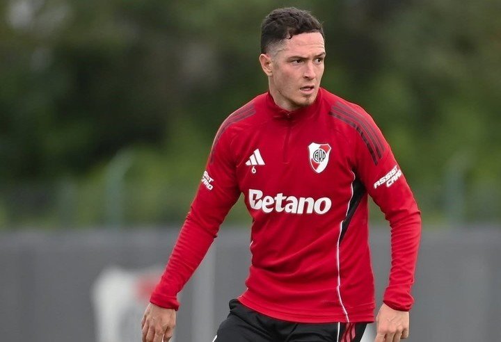 Aníbal Moreno. Prensa River.