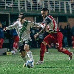 Barracas empató ante Banfield gracias a un blooper de López García