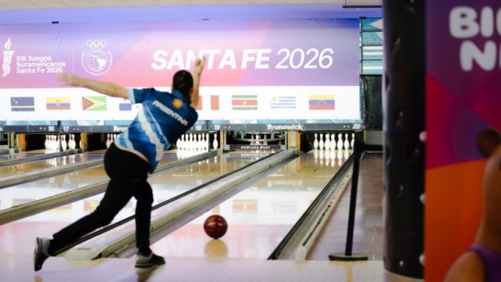 Alexis Plakoudakis logró el oro en bowling y le dio a Argentina la primera medalla dorada del sábado en los Juegos.
(Prensa COA).