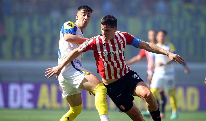 Sández les pidió disculpas a los jugadores de Estudiantes (Foto: Prensa Estudiantes).