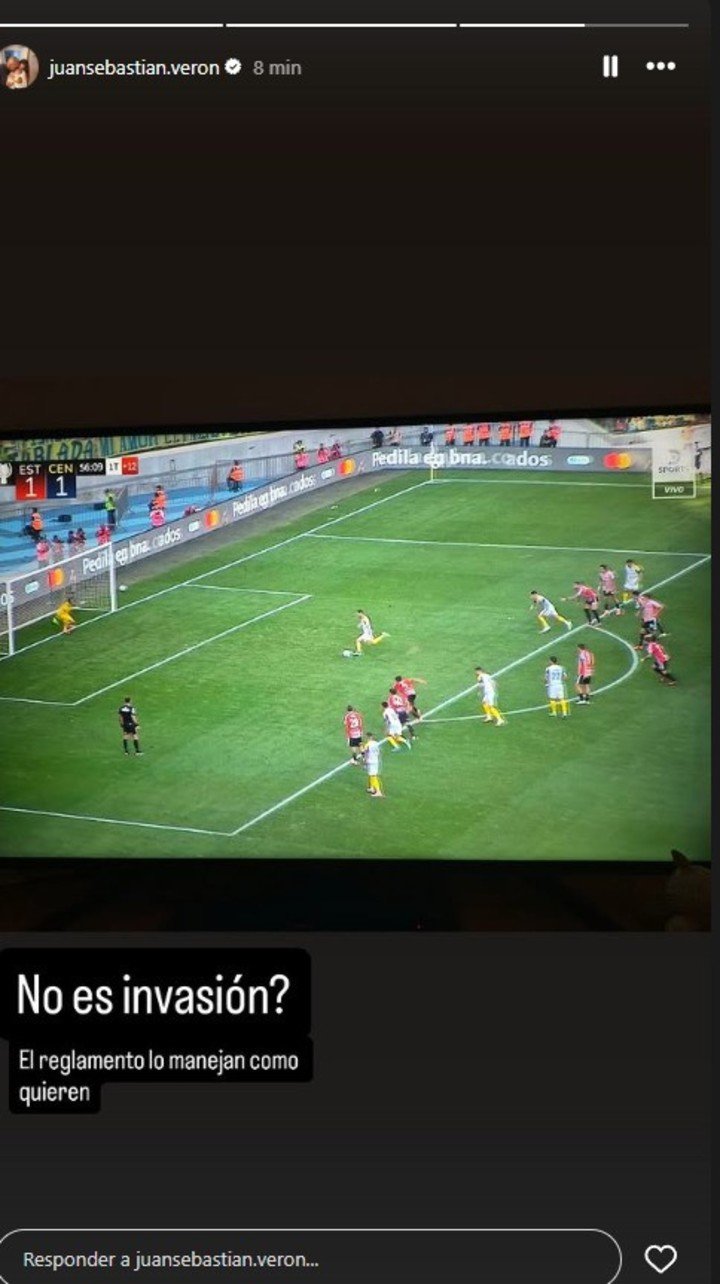 Juan Sebastián Verón y el reclamo en sus historias de Instagram por el penal de Rosario Central.